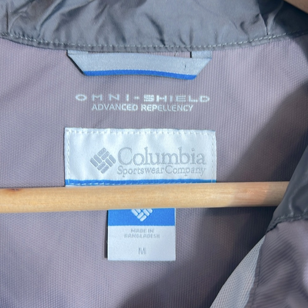Columbia Omni-Shield Advanced Repellency Hooded Rain Trench Coat size M - Picture 2 of 14